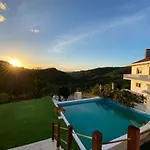 Quinta Janelas Do Vale Maison d'hôtes 4*