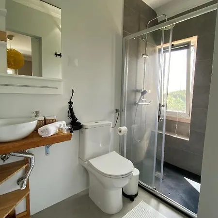 Quinta Janelas Do Vale Guest house 4*