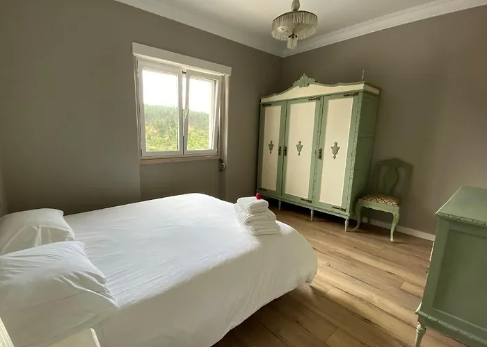 Quinta Janelas Do Vale ゲストハウス