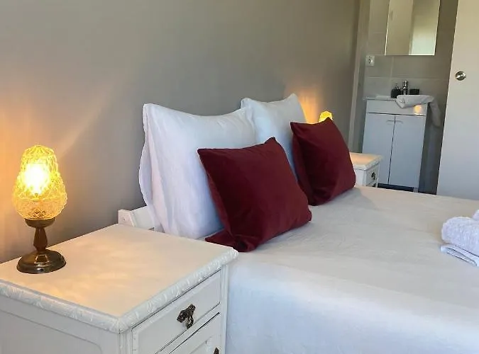 Quinta Janelas Do Vale ゲストハウス 4*